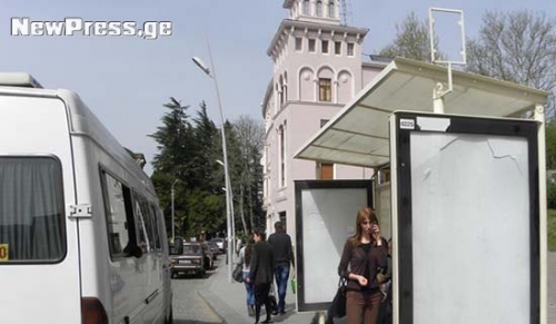 ქუთაისის მერია ელექტორონულ ტაბლოებზე უარს ამბობს?!