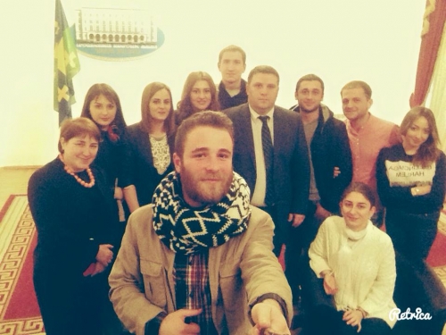ქუთაისელი ახალგაზრდები ქალაქის მერს ღია ბიბლიოთეკების იდეას სთავაზობენ