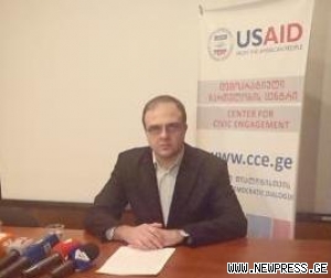 ადმინისტრაციული სამსახურის უფროსი მერიის მაღალჩინოსნებს მორიგ ბრალდებებს უყენებს