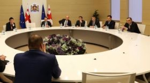 ქვეყანაში მმოქმედი მცურავი გაცვლითი კურსი კონტროლს ექვემდებარება