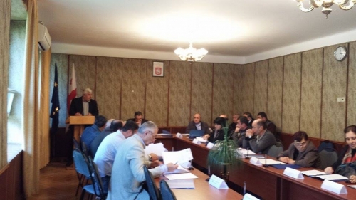 ბაღდათის გამგეობიდან გათავისუფლებული თანამშრომლები პოლიტიკურ ანგარიშსწორებაზე საუბრობენ
