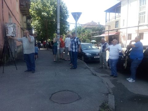 ქუთაისში, ჩხობაძის ქუჩის მცხოვრებლებმა აქცია გამართეს