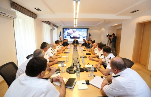 შს მინისტრი საპატრულო პოლიციის ხელმძღვანელობას შეხვდა
