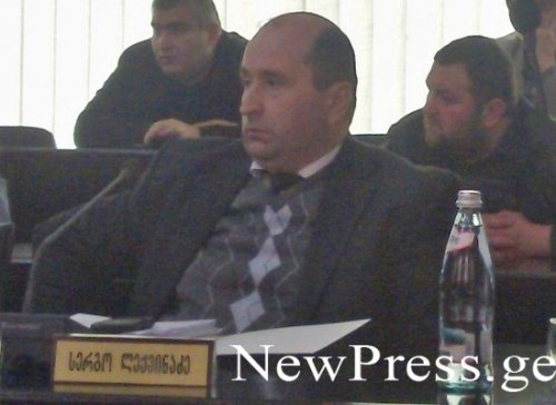 ქუთაისის საკრებულოში “ნაციონალებს” კიდევ ერთი დეპუტატი გამოაკლდა