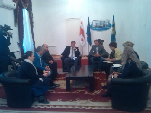 ქუთაისის მერი წარმატებულ სპორტსმენებს შეხვდა