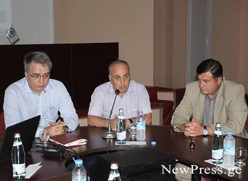 ჯანდაცვის მინისტრის განმარტებები და რეკომენდაციები მედიკოსებს