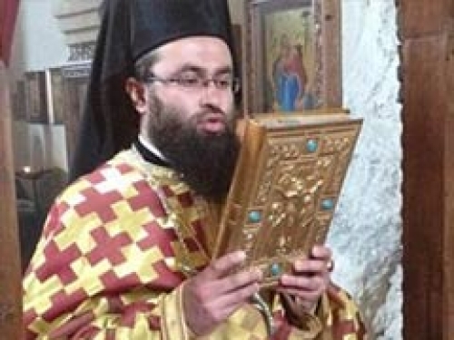 სკანდალი საპატრიარქოში – რატომ გადაიდო ახალი ეპისკოპოსის კურთხევა?
