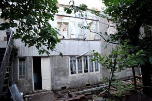 სოციალურად დაუცველ ოჯახებისთვის სახლების გადახურვა დაიწყო