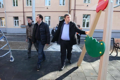 იძულებით გადაადგილებულ 109 ოჯახს ქუთაისში ახალი საცხოვრებელი ბინა გადაეცემა