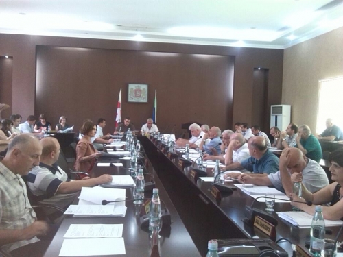 ქუთაისის მერია ზამთრისთვის სპეცტექნიკას ყიდულობს