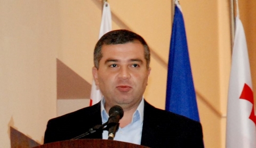 მთავრობის ეკონომიკურ გუნდს პარლამენტში იბარებენ