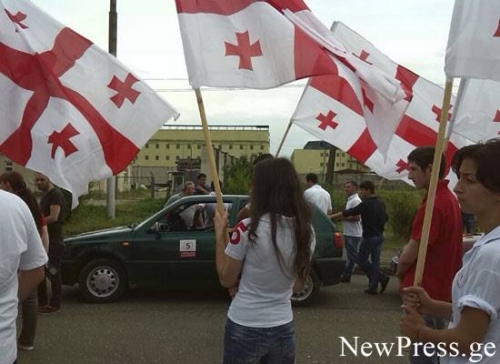 ქუთაისის ციხის პატიმრები ახალგაზრდა “ნაციონალებს” – აქედან წადით, ახლა გაგახსენდით?