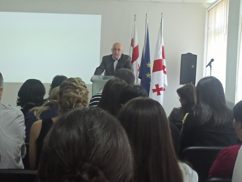 ზურაბ ჟვანიას  სკოლამ  მორიგი ნაკადი გამოუშვა