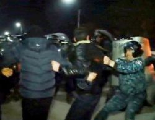 სომხეთში რუსი სამხედროს ჩადენილი სასტიკი მკვლელობის გამო დაძაბულობა გრძელდება