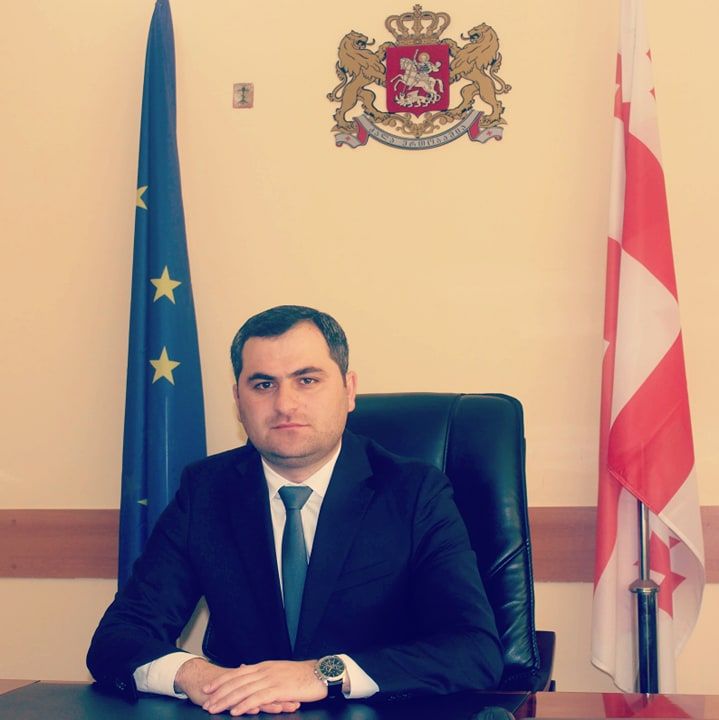 გარდაბნის თვითმმართველობის წარმომადგენლები ხელფასის ნაწილს კორონავირუსთან ბრძოლის ფონდში გადარიცხავენ