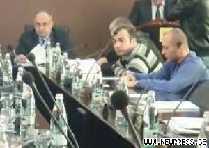 ქუთაისის საკრებულოს თავმჯდომარე შვებულებით “სახლში წავიდა”