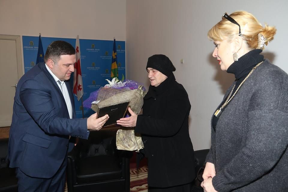 ქუთაისში ჟურნალისტი ნინო ღაჭავა გაიხსენეს