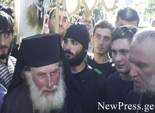 ანტიდისკრიმინაციული კანონპროექტის განხილვას ქუთაისში აქციით გამოეხმაურნენ (Video)