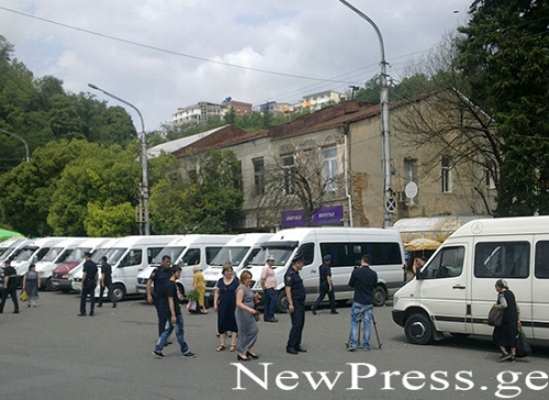 ქუთაისში მიკროავტობუსების მძღოლებმა გაფიცვა შეწყვიტეს