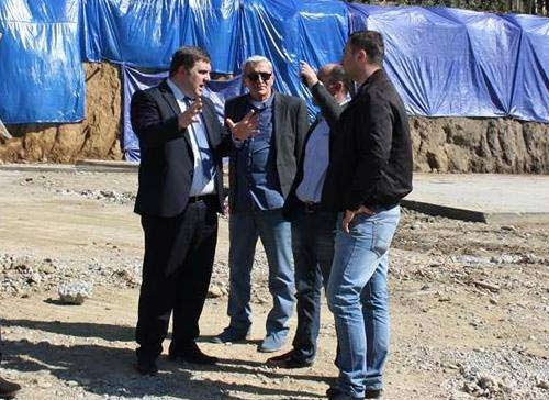 ქუთაისში 56 ქუჩაზე წყლის ამორტიზებული მაგისტრალი იცვლება