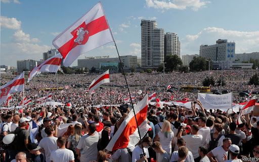 we express our support and solidarity with our colleagues from Belarus – Media organizations