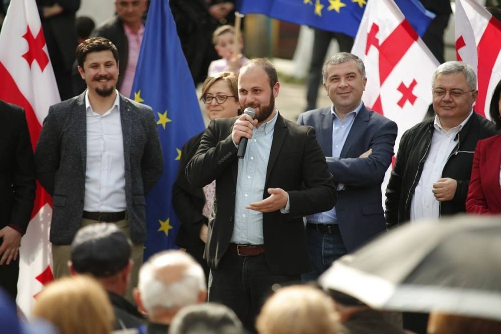 ჭიათურაში სამმა ოპოზიციურმა პარტიამ მერობის დამოუკიდებელი კანდიდატი წარადგინა