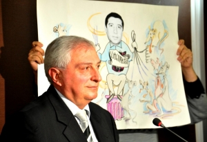 გინება, ჩხუბი, კარიკატურების ფრიალი და მარში ქუთაისის საკრებულოს სხდომაზე