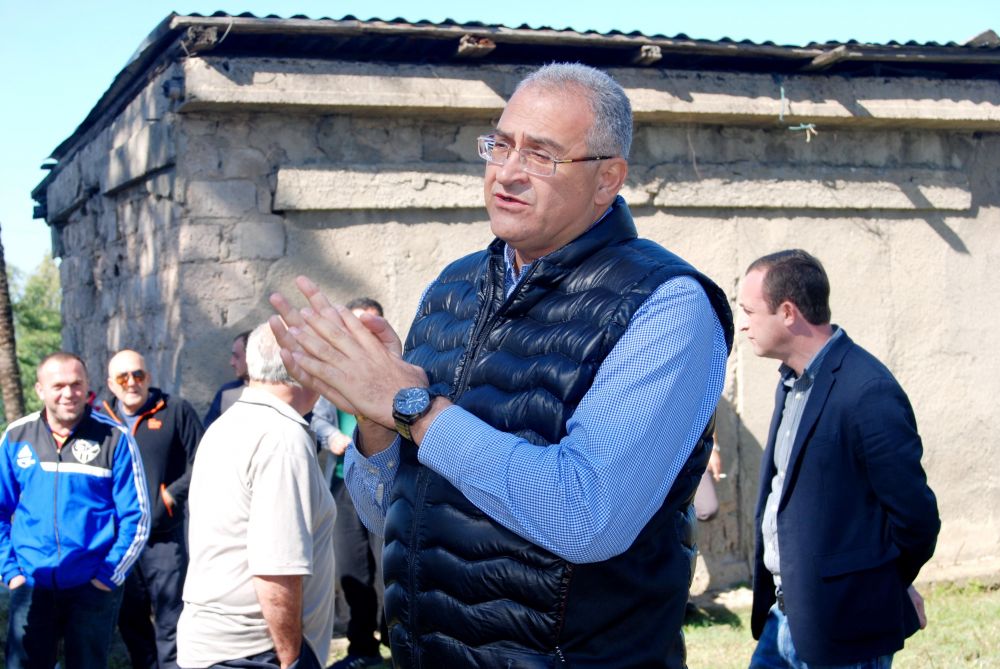 კახაბერ მახათაძე ზედა საქარის, ცხრაწყაროსა და კვალითის დასახლების ამომრჩეველს შეხვდა  [R]