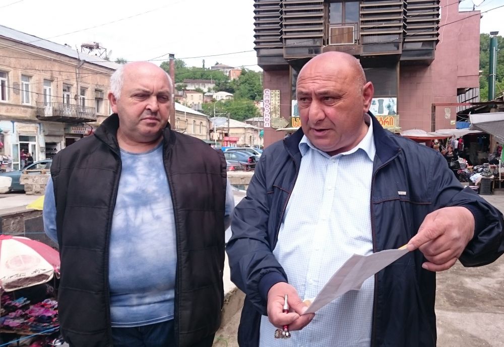 გოგი წულაია ქუთაისის მერიას კორუფციაში ადანაშაულებს [VIDEO]
