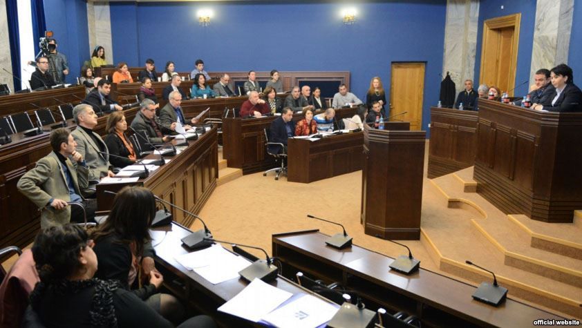კანონში “მიუსაფარი ბავშვის” ცნება შემოდის