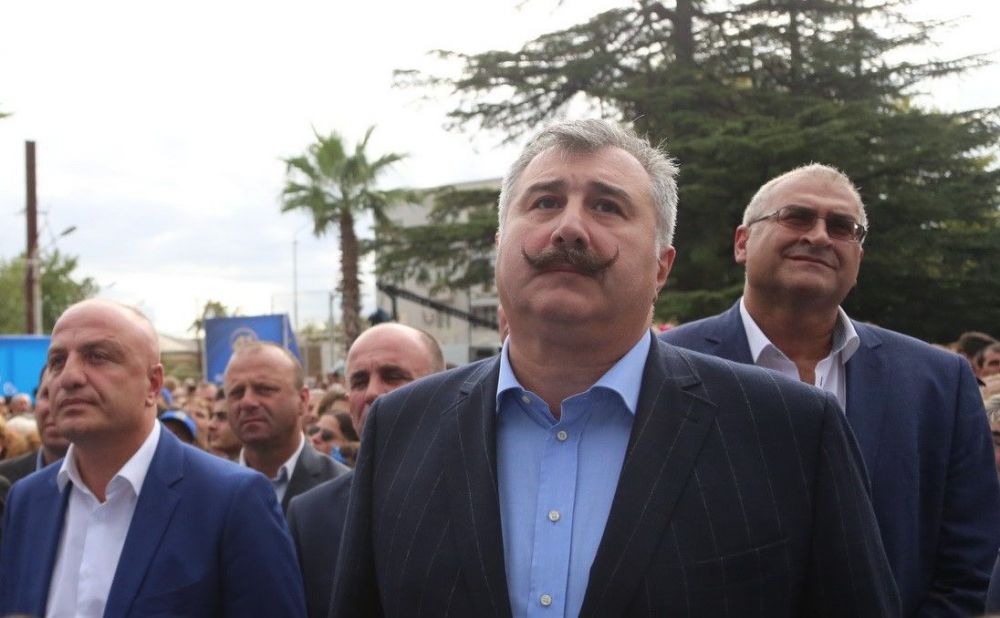 ბაღდათის მერობის კანდიდატი არჩილ გოგსაძე ნაცზონდერი იყო?