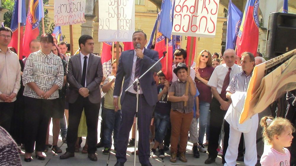 „ლეიბორისტებმა“ ქუთაისის მაჟორიტარებად საკრებულოს დეპუტატი და მერიის თანამშრომელი წარადგინეს