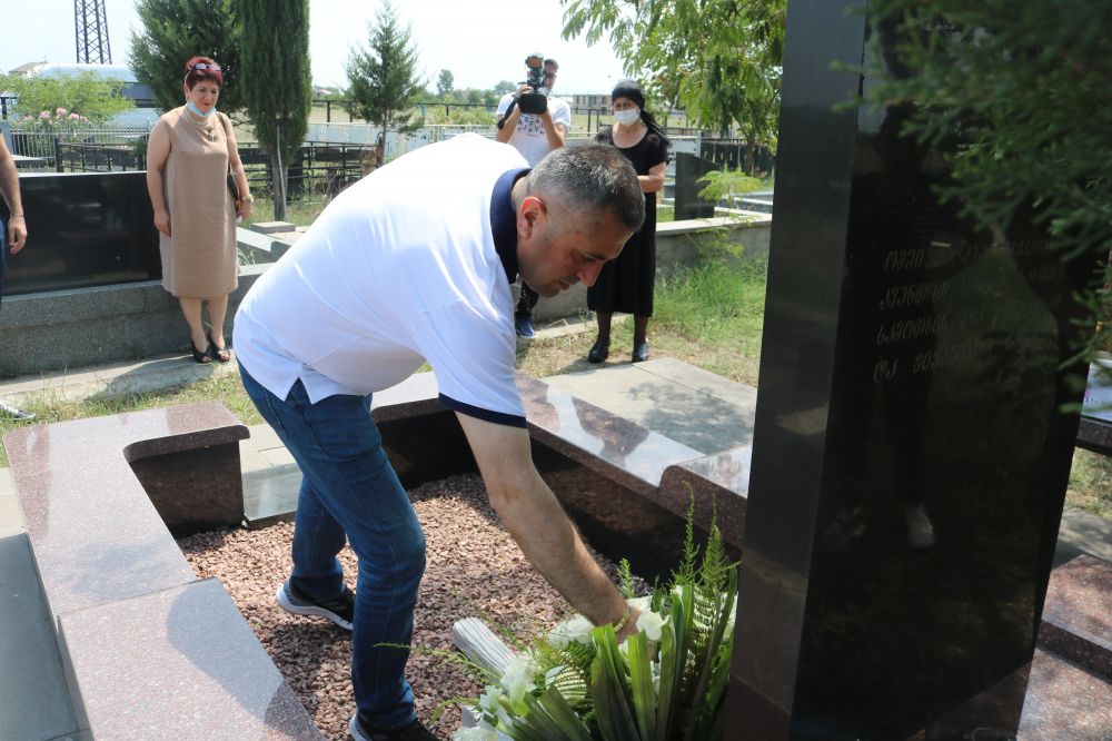 გარდაბანში აგვისტოს ომის გმირებს პატივი მიაგეს