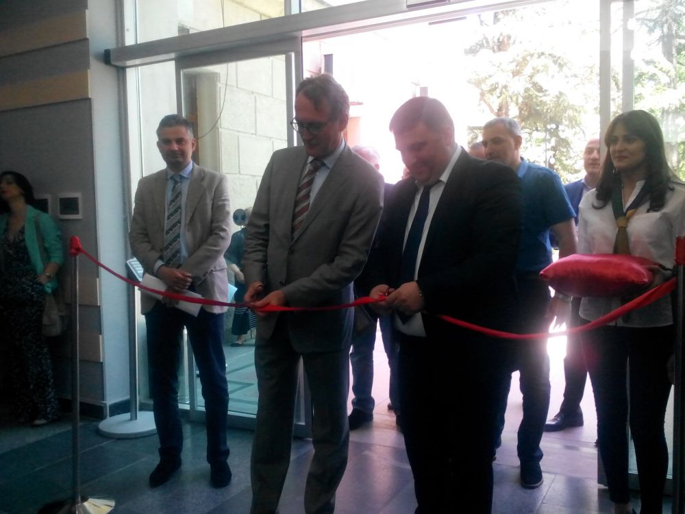 ქუთაისის მერიაში მოქალაქეთა ახალი მისაღები გაიხსნა