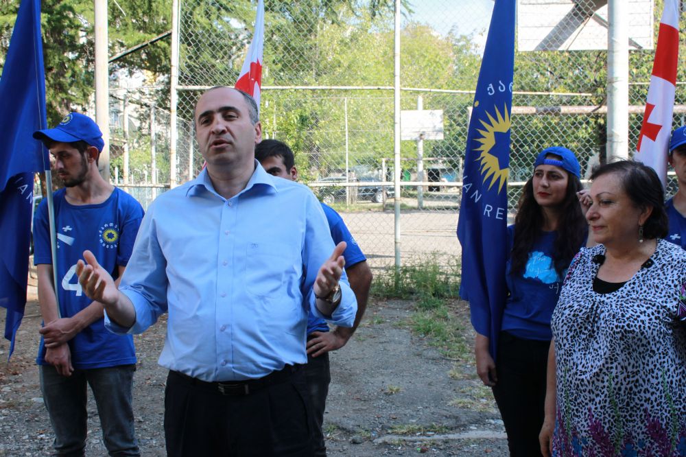 გრიგოლ იოსელიანმა ამომრჩეველს წყალტუბოს განვითარების გეგმა გააცნო [R]
