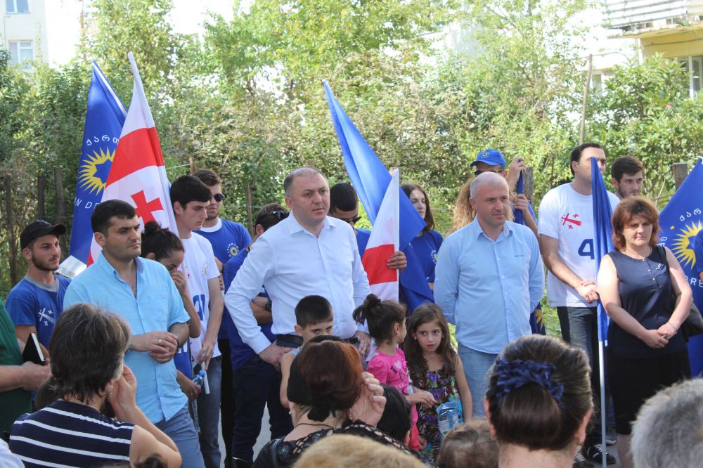 ლადო ჯურხაძე სოფელ ივანდიდის ამომრჩეველს შეხვდა [R]