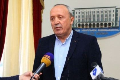 სახლების გადახურვის პროგრამასთან დაკავშირებული ტენდერი მესამედ ჩავარდა