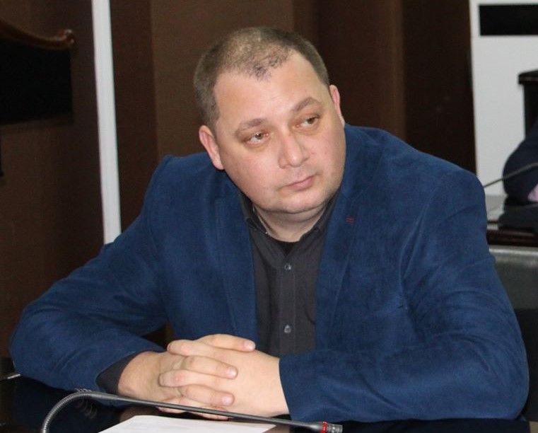 “რეროსთან” ხელშეკრულების გაფორმება ჩემს დეპუტატობას არ უკავშირდება – ლაშა გვენეტაძე