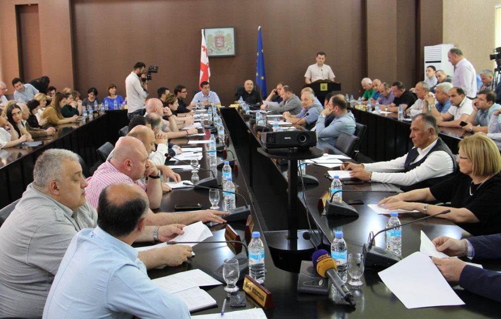 “პოლიკლინიკას შეეძლო ეს აპარატები  მერიის გარეშე, თავისი ხარჯებით შეეძინა”