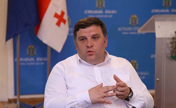 “რამდენ ქვეყანაში ვყოფილვარ და აეროპორტის სასტუმროში ღამე არ გამითევია”