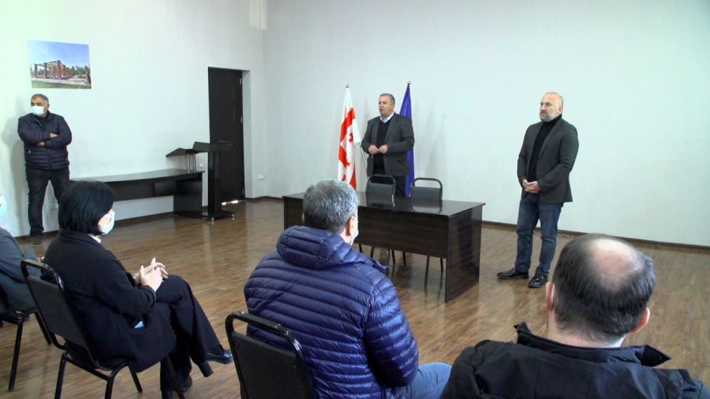 იმერეთის 3 მუნიციპალიტეტში, სადაც მეორე ტური გაიმართა, ახლად არჩეული მერები მუშაობას დღეიდან შეუდგნენ
