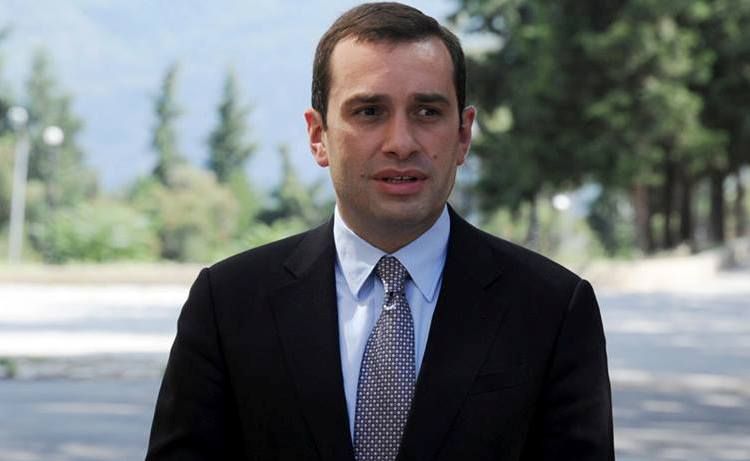 “ეს ქვეყანა არავის საკუთარი ეზო არ არის”