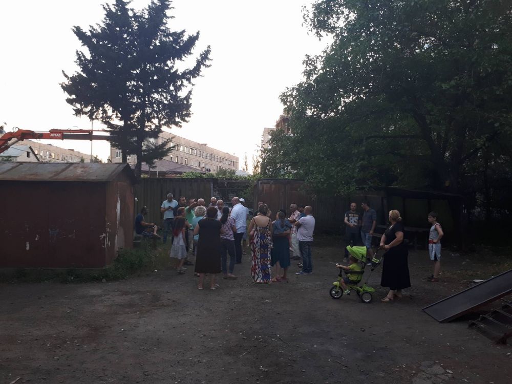 ქუთაისში, ბუხაიძის ქუჩაზე ავტოფარეხების ნაცვლად სპორტული მოედანი მოეწყობა