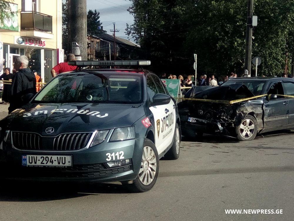 ქუთაისში, ნიკეას ქუჩაზე ერთმანეთს სამი მსუბუქი ავტომობილი შეეჯახა