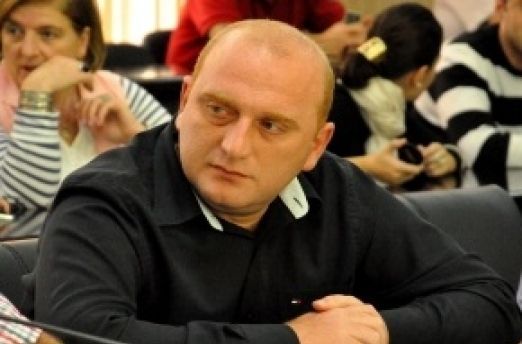 “ამ გადაწყვეტილებით, შესაძლოა, პედაგოგებს ანაზღაურება შეუმცირდეთ”- ბესიკ ბრეგაძე
