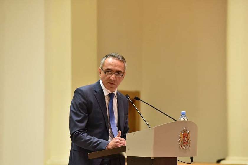 განათლების, მეცნიერების, კულტურისა და სპორტის მინისტრმა მიხეილ ბატიაშვილმა თანამდებობა დატოვა