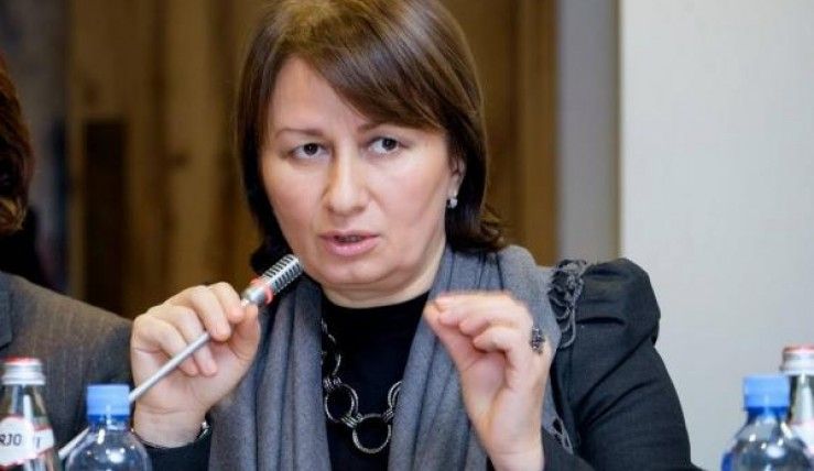 “პრეზიდენტის მრჩევლები ასანთის კოლოფისხელა ოთახებში ვმუშაობთ”