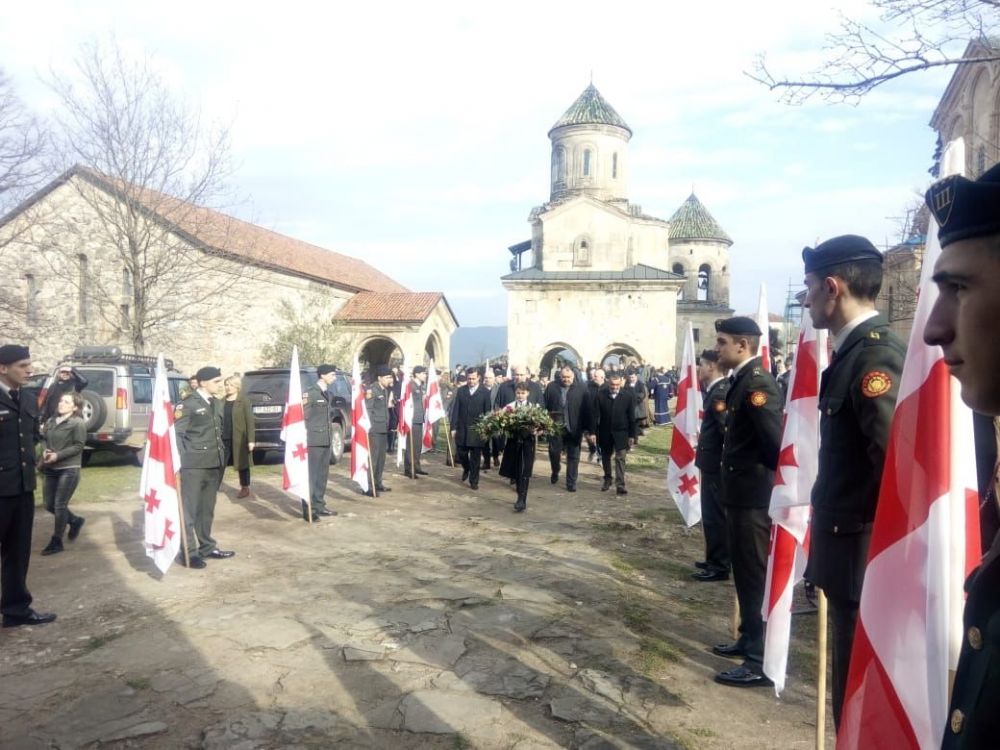 გელათში დავითობის დღესასწაული იმართება [PHOTO]