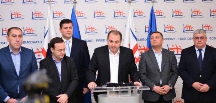 “თავისუფალი დემოკრატები” ხუთმა ლიდერმა დატოვა