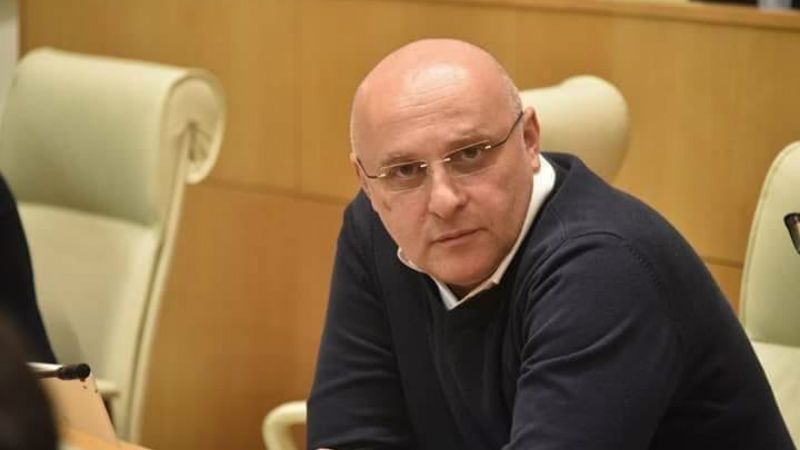 ქუთაისის მაჟორიტარ დეპუტატს დიმიტრი მხეიძეს კორონავირუსი დაუდასტურდა